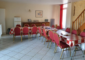 Intérieur grande pièces réception cuisine